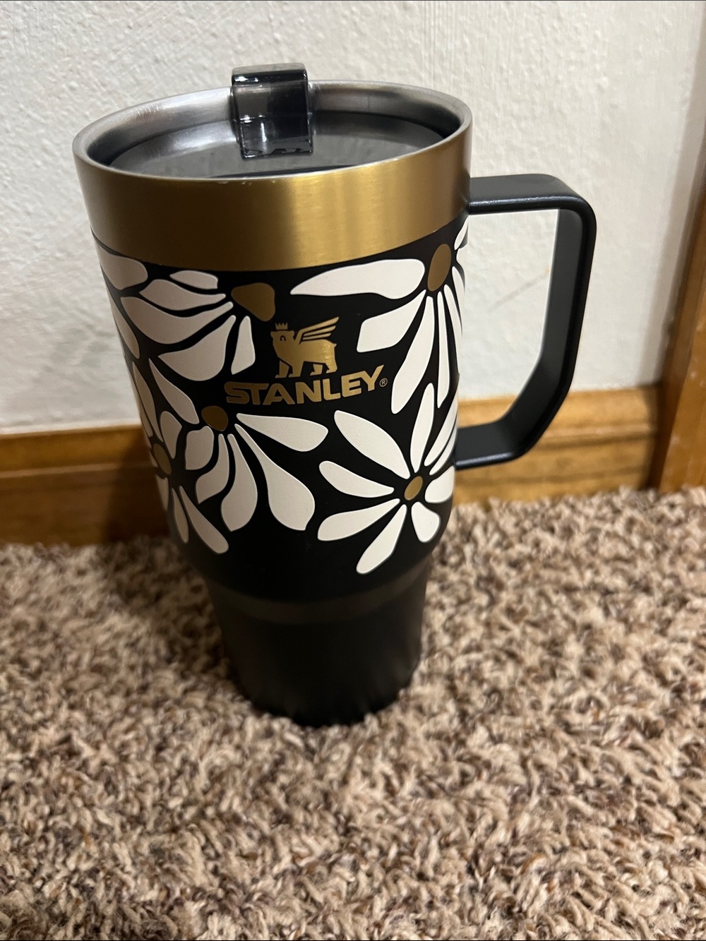 Stanley 24 oz everyday suburban wild blooms mug
